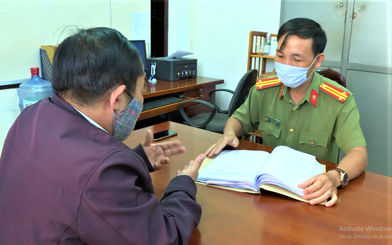 Phòng An ninh chính trị nội bộ, Công an tỉnh Đắk Lắk làm việc với người đại diện của Văn phòng đại diện tại Tây Nguyên của Công ty CP Việt TN.  Phòng An ninh chính trị nội bộ, Công an tỉnh Đắk Lắk làm việc với người đại diện của Văn phòng đại diện tại Tây Nguyên của Công ty CP Việt TN.