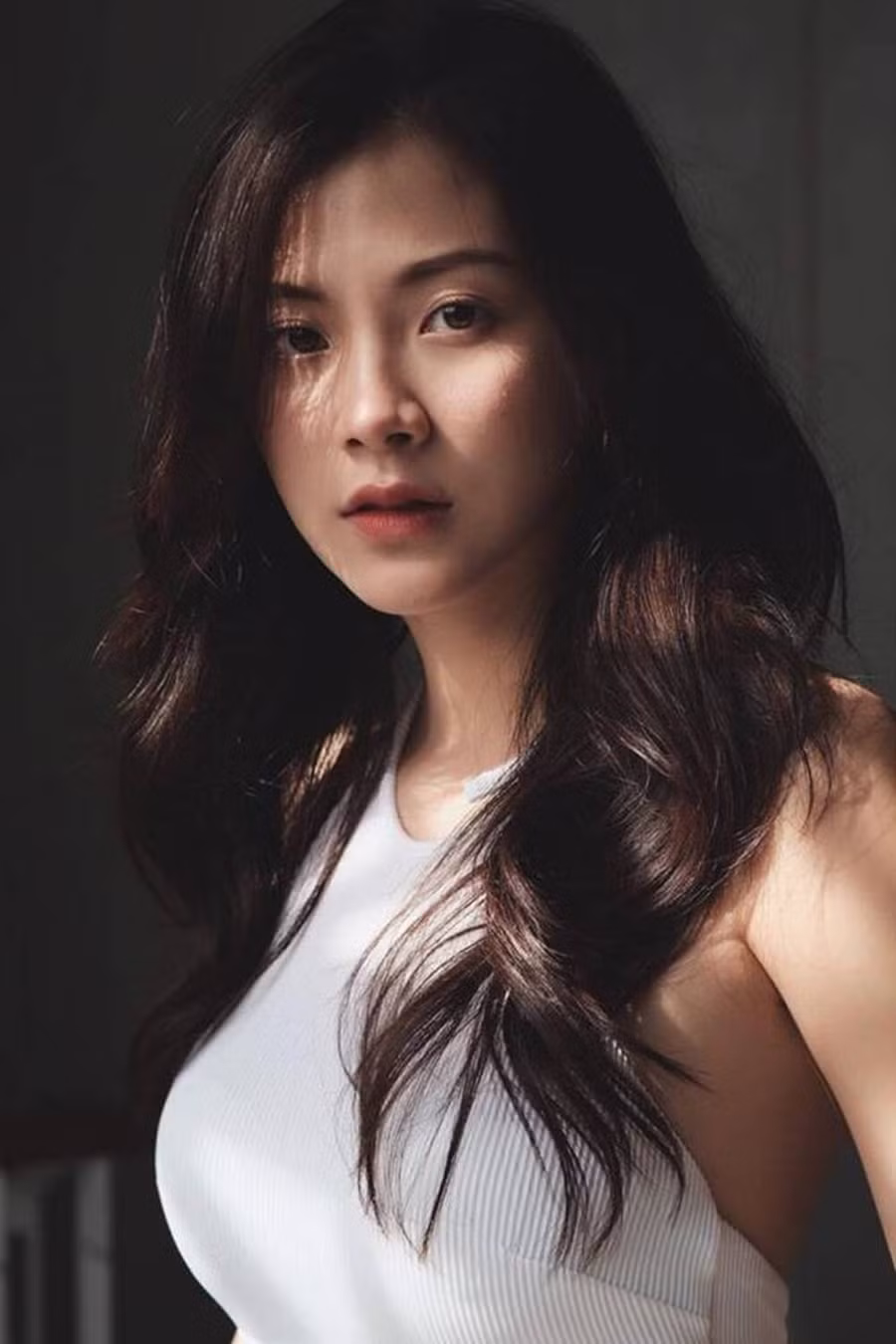 Nét đẹp kiêu kỳ của Baifern Pimchanok khiến người xem khó có thể rời mắt.