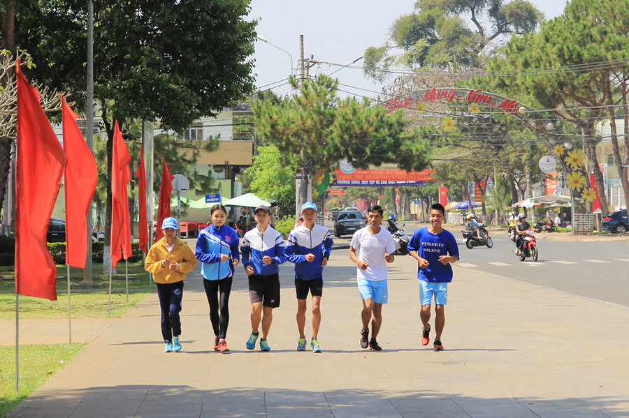 Đoàn VĐV Gia Lai tập luyện trước thềm giải đấu. Ảnh: Hoành Sơn