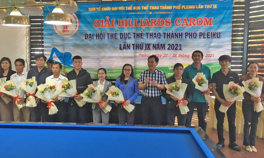 Quang cảnh lễ khai mạc. Ảnh: Hà Phương