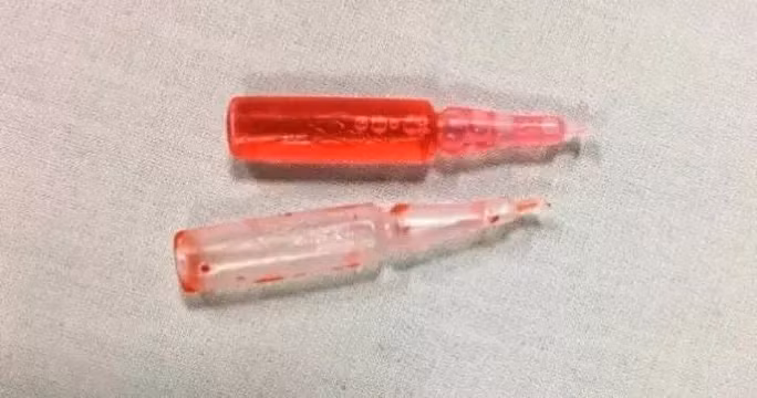 2 chai nhựa thuốc chuột khiến 2 cháu nhỏ nhầm tưởng là Sirô