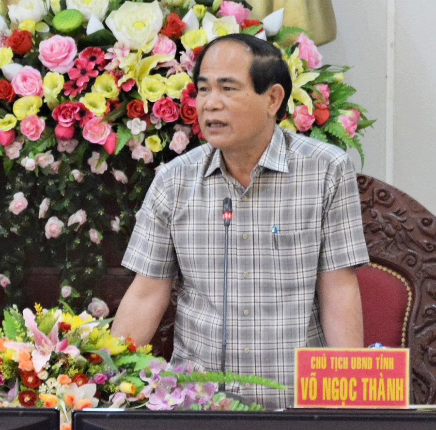 Chủ tịch UBND tỉnh Võ Ngọc Thành phát biểu chỉ đạo tại cuộc họp. Ảnh: Phương Linh