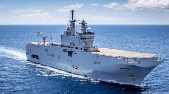 Pháp điều tàu đổ bộ tấn công Tonnerre tới Thái Bình Dương thực hiện nhiệm vụ huấn luyện và tuần tra kéo dài 3 tháng. Ảnh: EPA-EFE