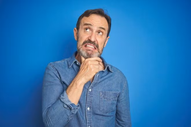 Bệnh nhân Alzheimer gặp khó khăn trong việc hiểu một sự kiện sẽ xảy ra sau đó - Ảnh minh họa: Shutterstock