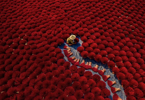 Phơi hương tại làng nghề Quảng Phú Cầu Hà Nội. (Ảnh: Khánh Phan) Phơi hương tại làng nghề Quảng Phú Cầu Hà Nội. (Ảnh: Khánh Phan)