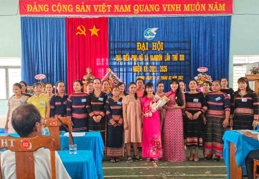 Ra mắt Ban Chấp hành Hội Liên hiệp phụ nữ xã Ia Ma Rơn, nhiệm kỳ 2021-2026