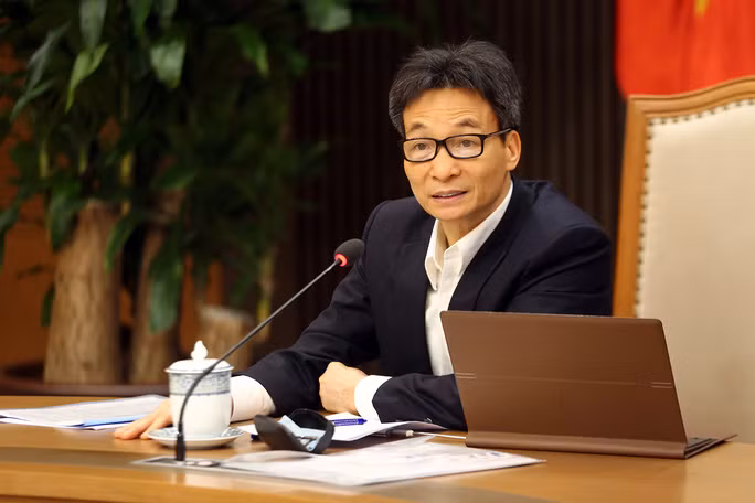 Phó Thủ tướng Vũ Đức Đam: Chúng ta phải bằng các giải pháp để có vắc-xin của Việt Nam, để phục vụ công tác phòng chống dịch Covid-19, chuẩn bị để ứng phó đối với những dịch bệnh có thể xảy ra trong tương lai. Ảnh: VGP