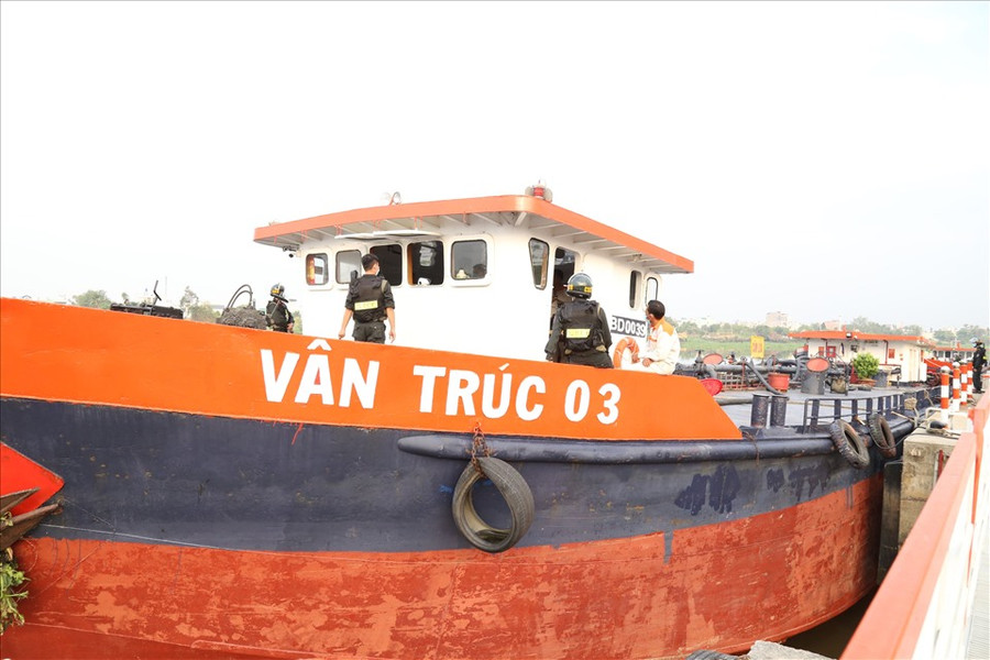  Tàu Vân Trúc 03. Ảnh: Công an Đồng Nai