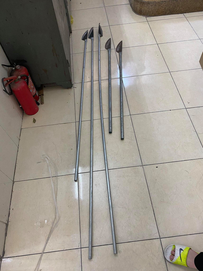 Hung khí được các thanh thiếu niên sử dụng