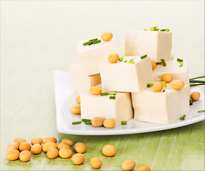 Chỉ nên ăn tối đa 100 gram đậu phụ mỗi ngày - ẢNH: Shutterstock
