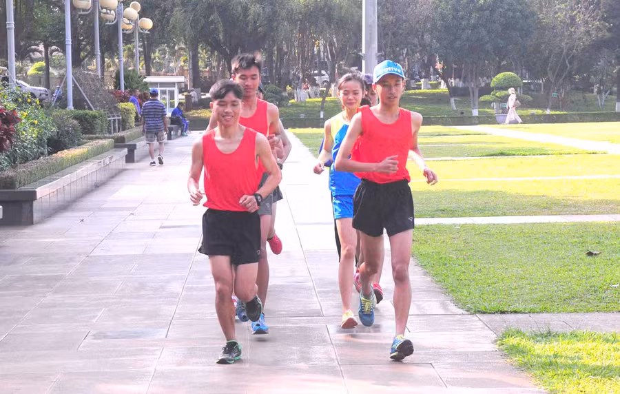 Đoàn VĐV Gia Lai tập luyện chuẩn bị cho giải. Ảnh: Thiên Di