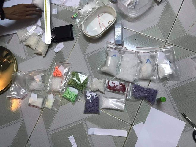 Thuốc lắc bị thu giữ - ẢNH: NGUYỄN TÚ Thuốc lắc bị thu giữ - ẢNH: NGUYỄN TÚ