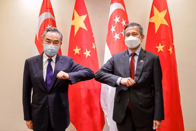 Ngoại trưởng Vương Nghị gặp người đồng cấp Vivian Balakrishnan vào tháng 10.2020 tại Singapore MFA