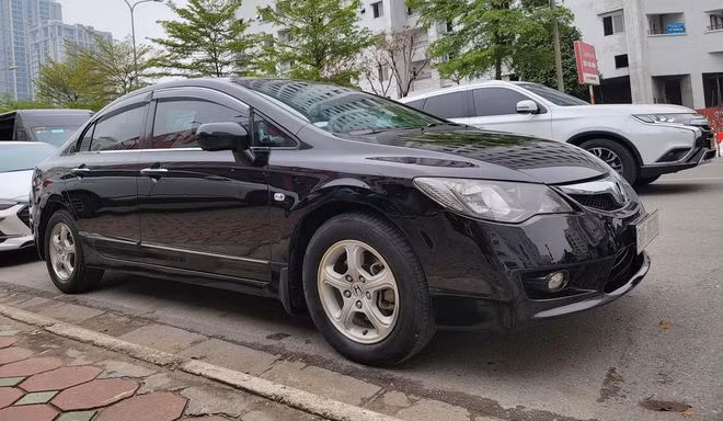 Honda Civic 2009 là lựa chọn tốt cho những người mua xe lần đầu