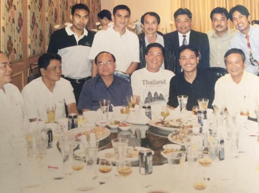 Bầu Đức những ngày đầu làm bóng đá.