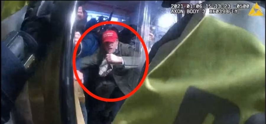  Federico Klein, cựu quan chức Bộ Ngoại giao Mỹ thời ông Trump trong vụ bạo loạn ngày 6.1. Ảnh: FBI.