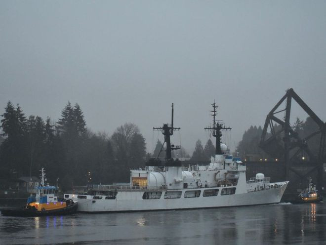 Lai dắt tàu John Midgett vào hồ Union (Seattle, bang Washington, Mỹ) để lên ụ đốc sơn lại thân và số hiệu mới của Cảnh sát biển Việt Nam, ngày 14.1.2021 - ẢNH: Seattle Ship Canal Spotter Lai dắt tàu John Midgett vào hồ Union (Seattle, bang Washington, Mỹ) để lên ụ đốc sơn lại thân và số hiệu mới của Cảnh sát biển Việt Nam, ngày 14.1.2021 - ẢNH: Seattle Ship Canal Spotter