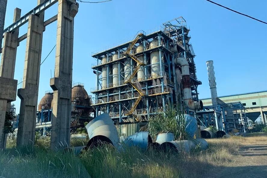 Dự án nghìn tỉ Gang thép Thái Nguyên chỉ còn những đống sắt hen gỉ. Ảnh: LĐO.