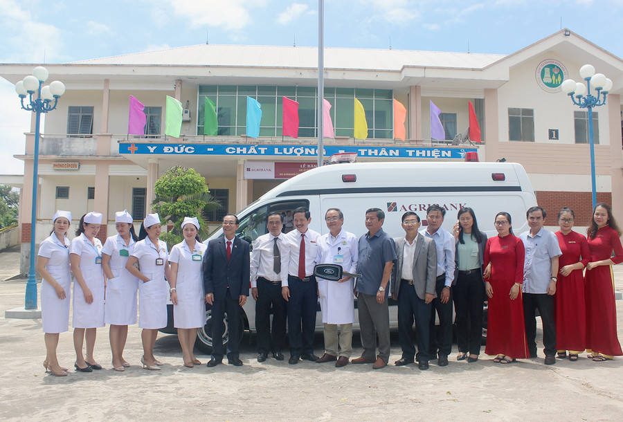 Từ năm 2016 đến nay, Agribank Đông Gia Lai đã đóng góp ủng hộ gần 23 tỷ đồng cho hoạt động an sinh xã hội trên địa bàn tỉnh. Ảnh: Sơn Ca