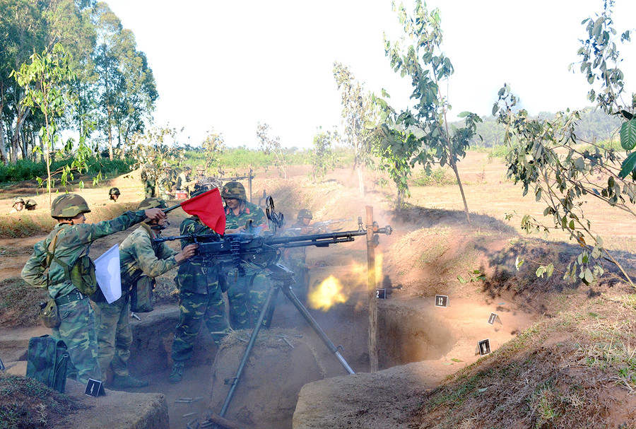 Cán bộ, chiến sĩ Quân đoàn 3 diễn tập trên thao trường. Ảnh: Vĩnh Hoàng