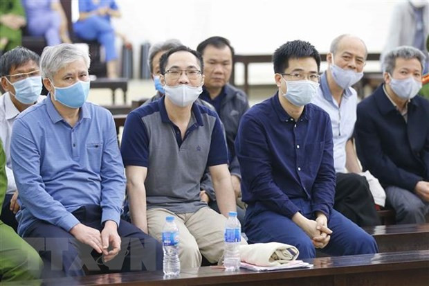  Các bị cáo tại phiên xét xử. (Ảnh: Doãn Tấn/TTXVN)