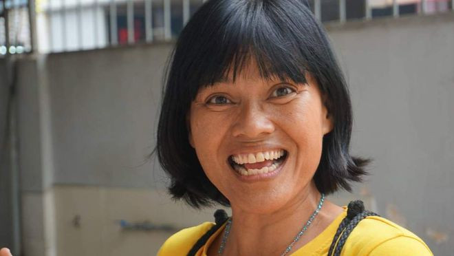 Chị Danh mong mỏi tìm được gia đình. ẢNH: NVCC