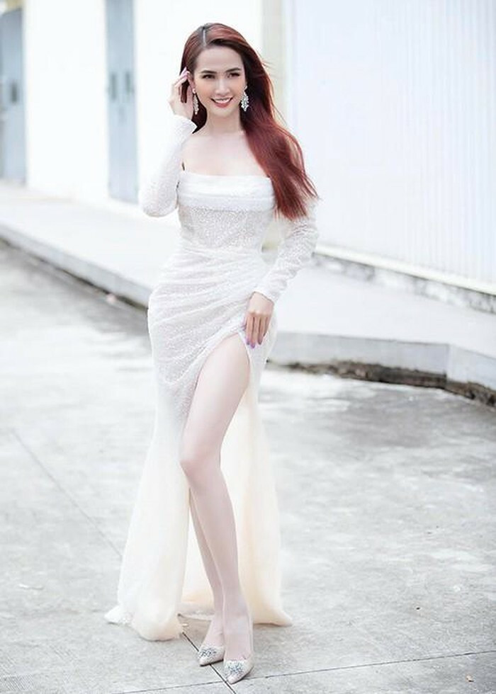 Hoa hậu Phan Thị Mơ từng đăng quang Hoa hậu Đại sứ Du lịch Thế giới 2018. Ngoài ra cô còn được biết đến là một diễn viên truyền hình nổi tiếng. Ảnh: NSCC.