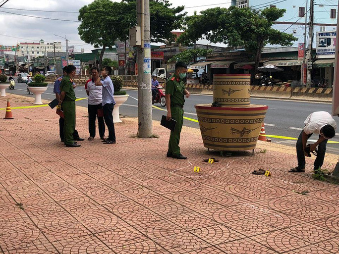 Cơ quan công an khám nghiệm hiện trường