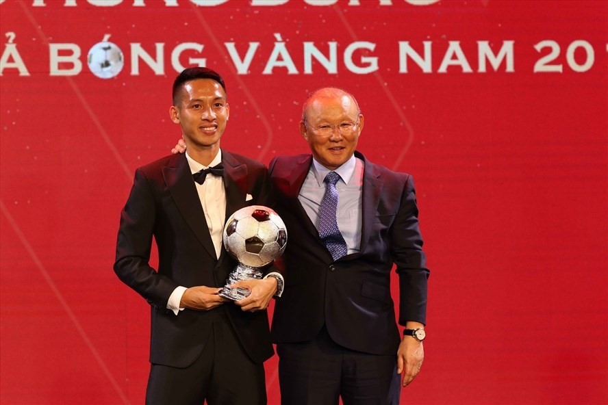 Đỗ Hùng Dũng là cầu thủ rất quan trọng đối với huấn luyện viên Park Hang-seo. Ảnh: SGGP