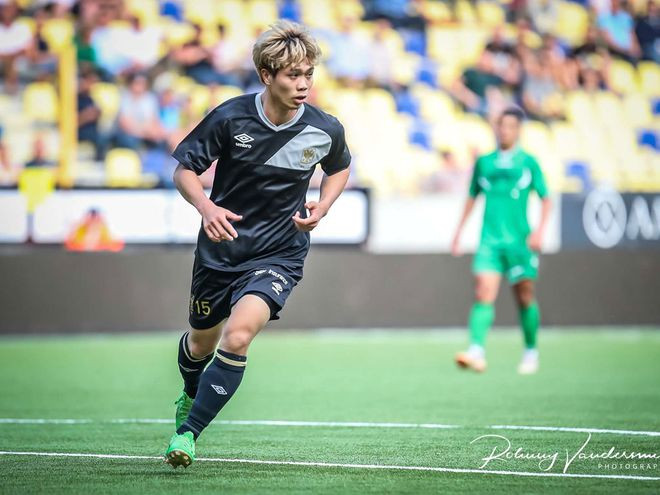 Cầu thủ Công Phượng khi xuất ngoại thi đấu đều chưa để lại dấu ấn đặc sắc về chuyên môn - ẢNH: STVV Cầu thủ Công Phượng khi xuất ngoại thi đấu đều chưa để lại dấu ấn đặc sắc về chuyên môn - ẢNH: STVV