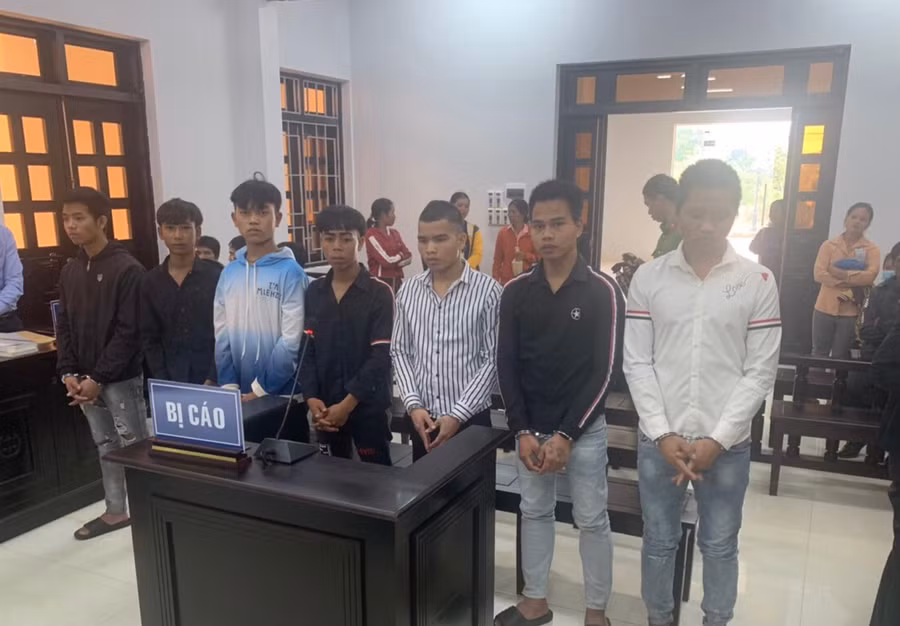 các bị cáo tại phiên tòa