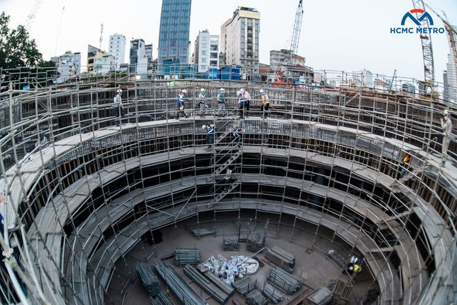 Tuyến metro số 1 đang gặp vướng mắc về xác định nguồn vốn cấp phát từ ngân sách Trung ương. ẢNH: MAUR