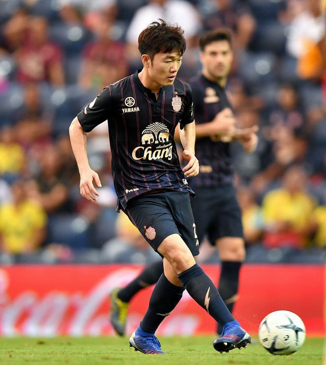 Cầu thủ Xuân Trường khi xuất ngoại thi đấu đều chưa để lại dấu ấn đặc sắc về chuyên môn - ẢNH: CLB BURIRAM UNITED Cầu thủ Xuân Trường khi xuất ngoại thi đấu đều chưa để lại dấu ấn đặc sắc về chuyên môn - ẢNH: CLB BURIRAM UNITED