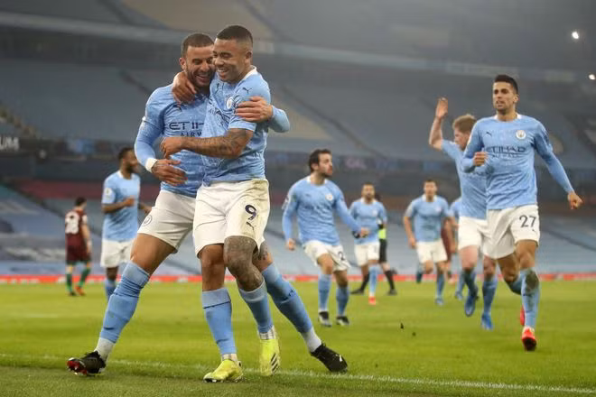 Man City tiếp tục băng băng về đích sau trận thắng thứ 21 liên tiếp - ẢNH: AFP