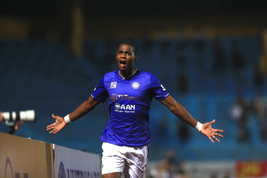 Bruno là ngôi sao của Hà Nội trong trận đáu này. Ảnh: Hoài Thu