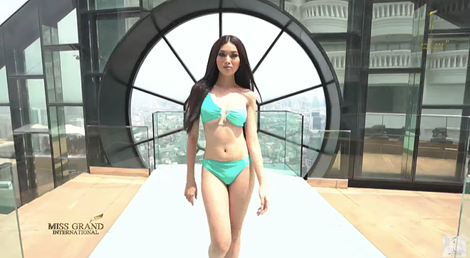 Á hậu Ngọc Thảo tự tin trình diễn trong phần thi bikini. ẢNH: CHỤP MÀN HÌNH