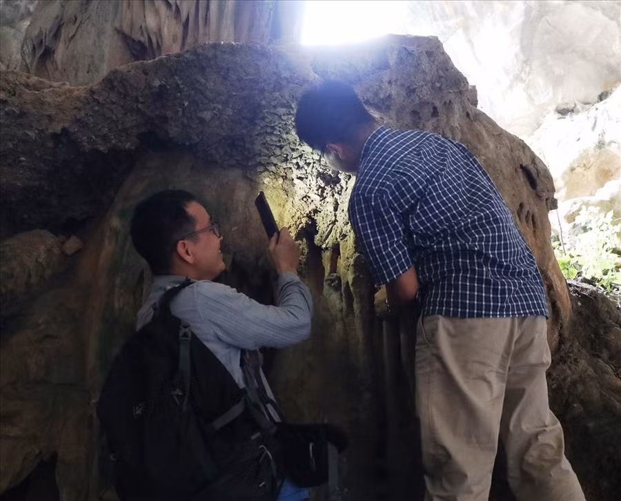 Theo nhận định ban đầu của các chuyên gia, di tích này có niên đại trên dưới 10.000 năm cách ngày nay. Ảnh: NT