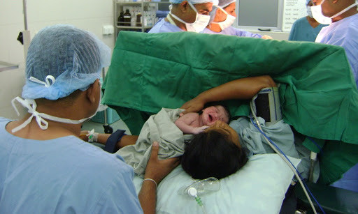 Một ca sinh nở tại Bệnh viện ĐH Y dược TP.HCM. Một ca sinh nở tại Bệnh viện ĐH Y dược TP.HCM.