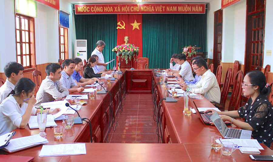 Ban Dân tộc HĐND tỉnh chủ động phối hợp với các sở, ngành liên quan để tăng hiệu quả giám sát trong từng lĩnh vực. Ảnh: Hồng Thi Ban Dân tộc HĐND tỉnh chủ động phối hợp với các sở, ngành liên quan để tăng hiệu quả giám sát trong từng lĩnh vực. Ảnh: Hồng Thi