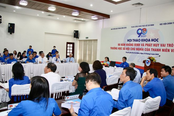 Đồng chí Bùi Quang Huy, Bí thư thường trực T.Ư Đoàn và đồng chí Phạm Phương Thảo, nguyên Bí thư T.Ư Đoàn chủ trì hội thảo tại đầu cầu TP.HCM - ẢNH: KHẢ HÒA  Đồng chí Bùi Quang Huy, Bí thư thường trực T.Ư Đoàn và đồng chí Phạm Phương Thảo, nguyên Bí thư T.Ư Đoàn chủ trì hội thảo tại đầu cầu TP.HCM - ẢNH: KHẢ HÒA