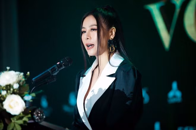 Người đẹp hiểu được tình cảm khán giả dành cho mình nên khẳng định sẽ không từ bỏ hoạt động nghệ thuật ẢNH: PHAN THÀNH NHÂN