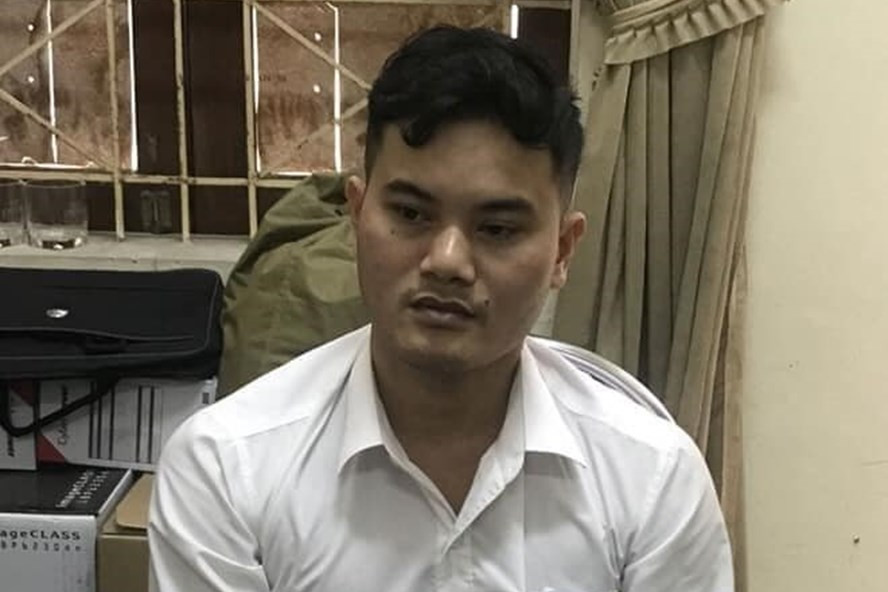 Đối tượng Nguyễn Duy Hướng tại cơ quan điều tra Công an tỉnh Nghệ An. Ảnh: PV