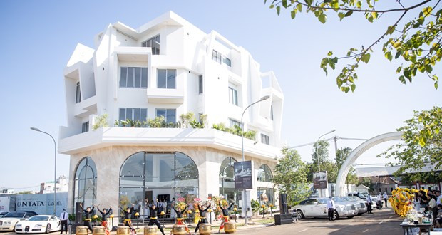 Lễ khánh thành nhà mẫu và mở bán dự án Thành phố Càphê. (Ảnh: Vietnam+)