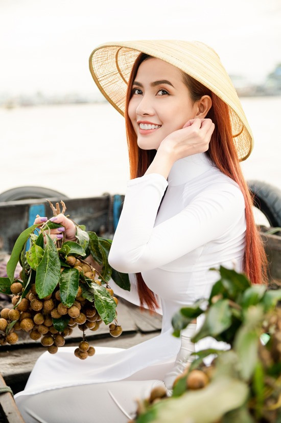 Phim Kiều@ lấy bối cảnh hiện đại và diễn xuất của nàng hậu cũng không được đánh giá cao. Chính vì thế, tác phẩm rời rạc với doanh thu thua lỗ nặng. Ảnh: NSCC.