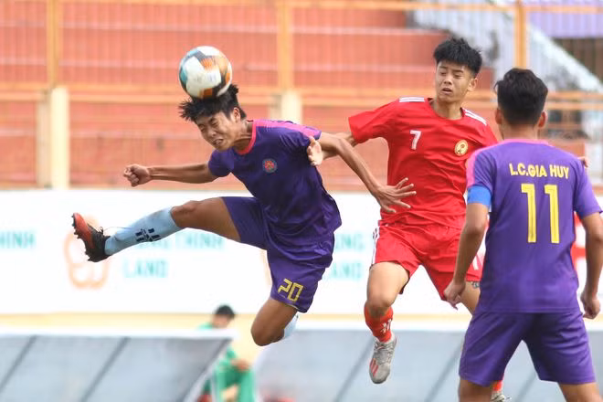 Bảng D có đến 3 đội góp mặt ở vòng chung kết là Bình Dương, Sài Gòn và Khánh Hòa - Ảnh:Bá Duy