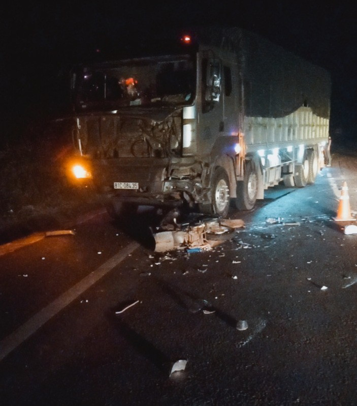  Hiện trường vụ tai nạn. Ảnh: Thiên Ngân