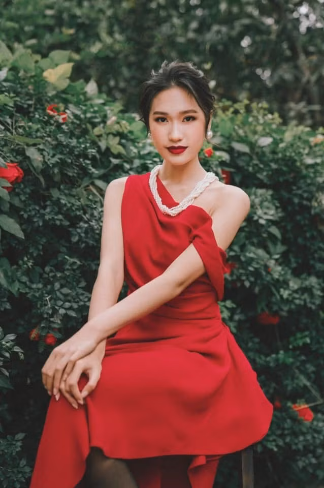 Cô trân trọng những phút giây được diễn trên sân khấu, gặp gỡ khán giả để bản thân trưởng thành hơn. Ảnh: NVCC.