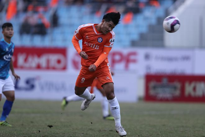  Đức Chinh là mũi chủ công bên phía Đà Nẵng - ảnh: Đông Nghi