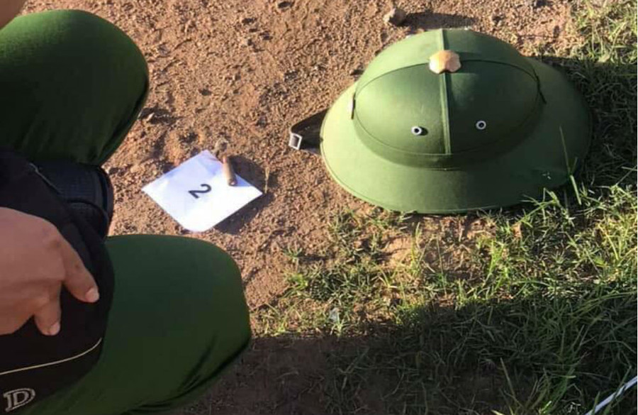 Vỏ đạn rơi tại hiện trường