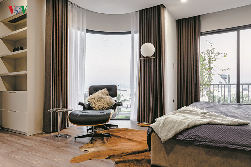 Phòng ngủ có view rất đẹp nhìn ra biển. Phòng ngủ có view rất đẹp nhìn ra biển.